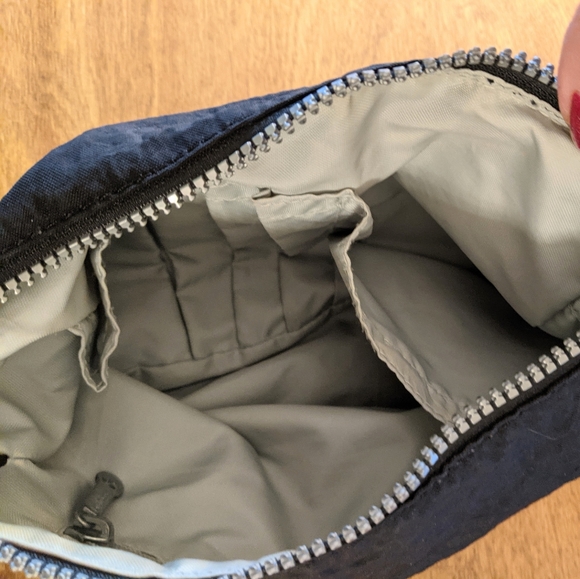 Kipling black shoulder bag EUC - Picture 8 of 12